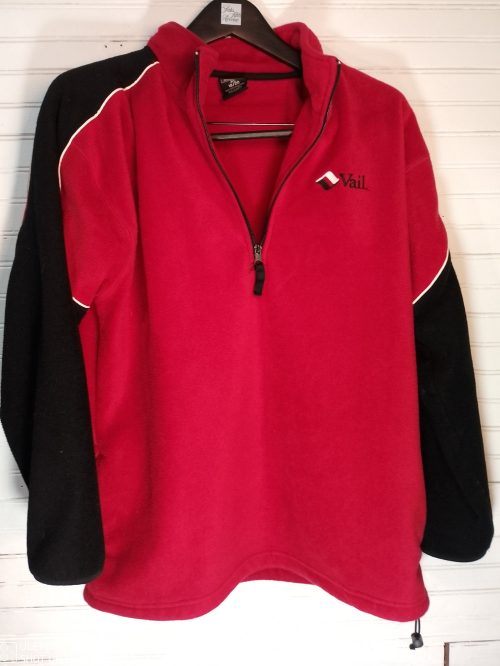 Vail Men's Red & Black Quarter-Zip Fleece Pullover